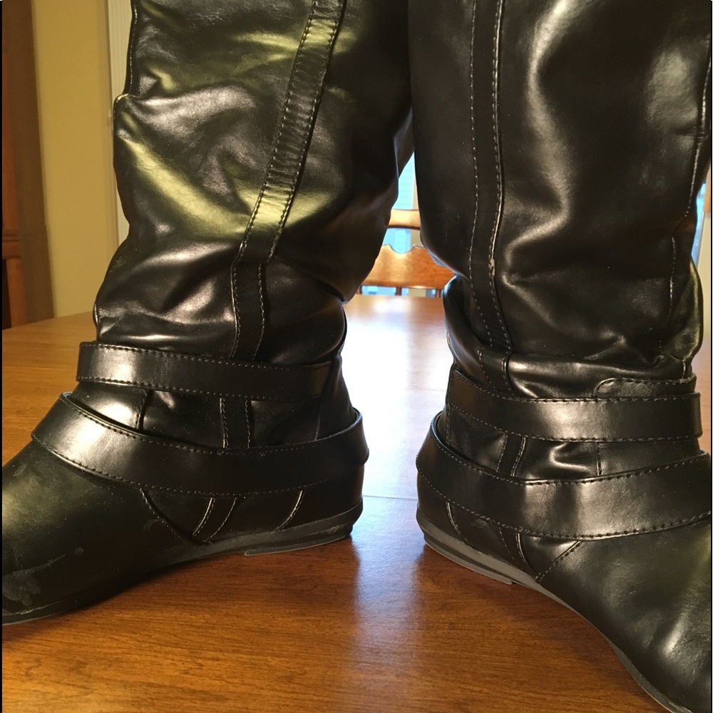 Black Boots